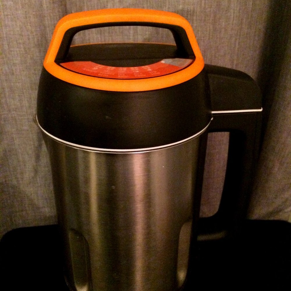 Joyoung CTS-1078 Easy-Clean Automatic Hot Soymilk Maker Asian American Cookwear